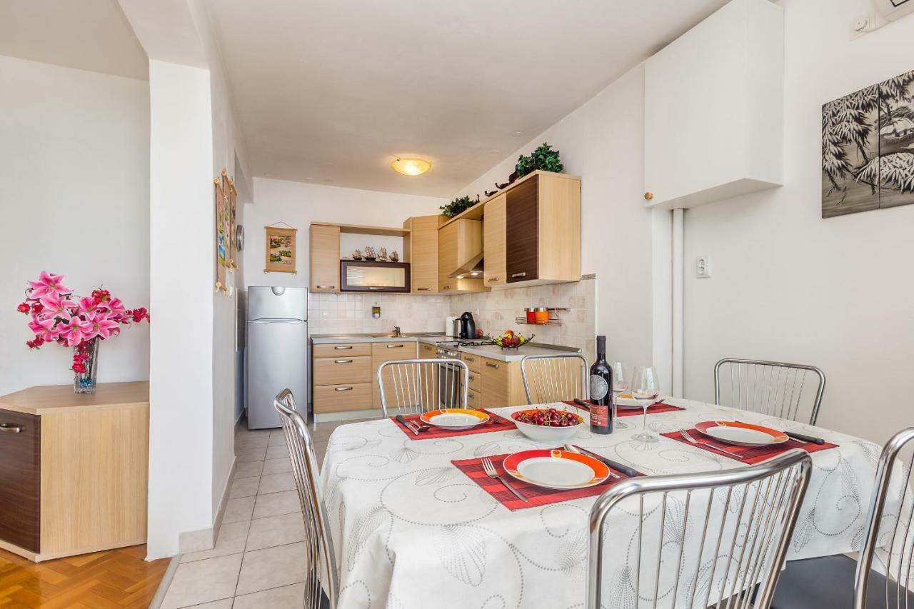 غييكا Apartment Lucky 1 المظهر الخارجي الصورة
